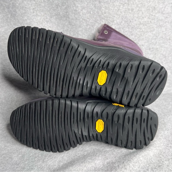 UGG Adirondack ll Leather Waterproof Vibram Winter Boots Womens 9 Purple Black - Picture 16 of 16